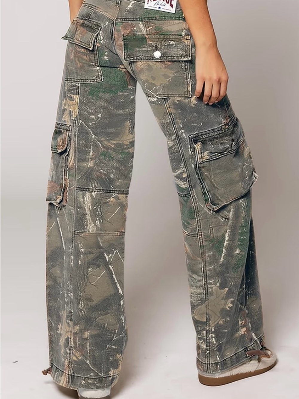 REVICE Olive Camouflage Paint-Splatter Cargo Pants